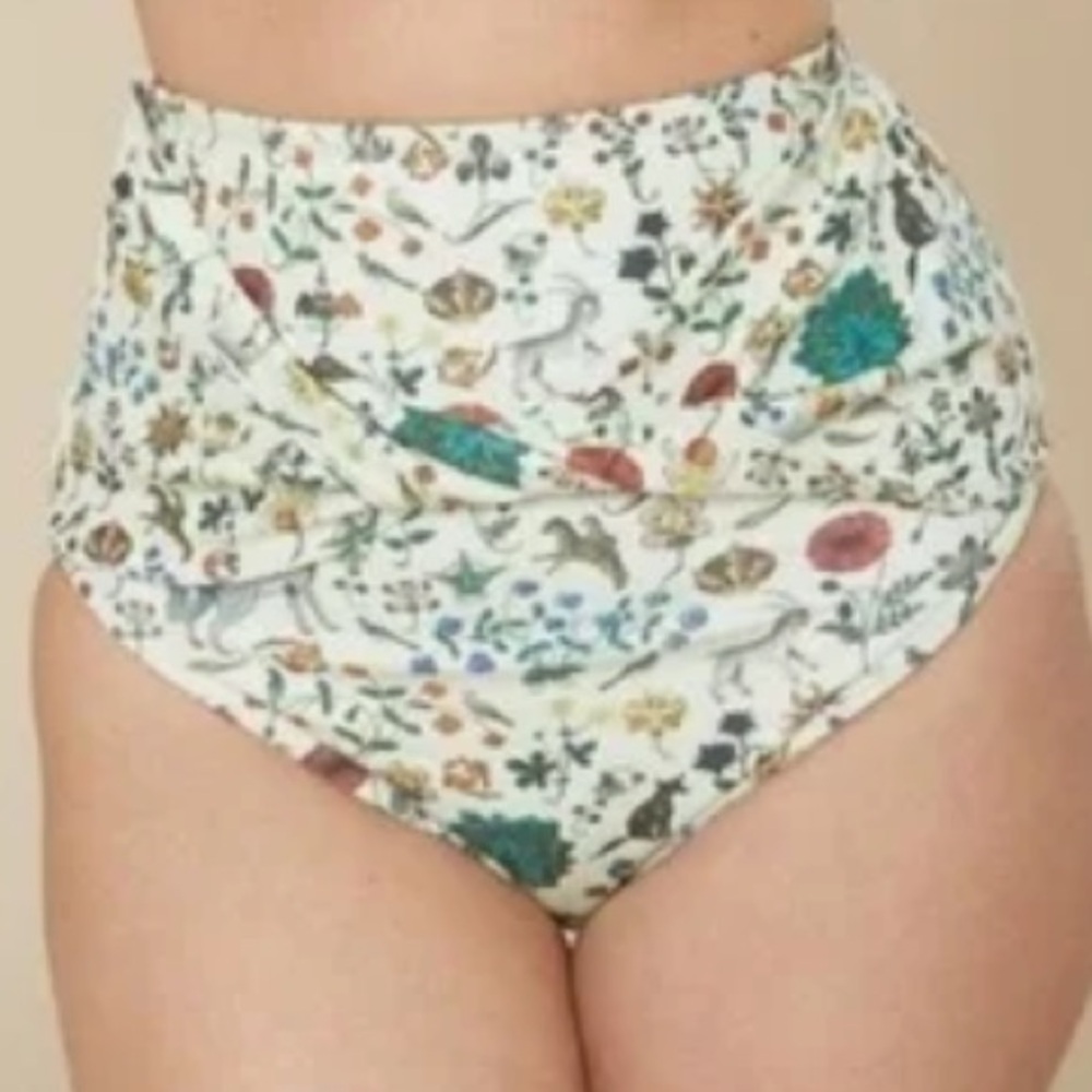 Samantha pleet size small ivory illuminated swim bottoms